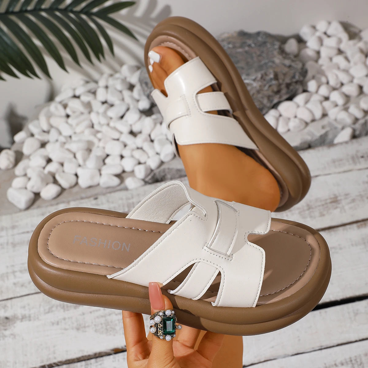 2025 Women Platform Slippers Casual Lightweight Summer Designer