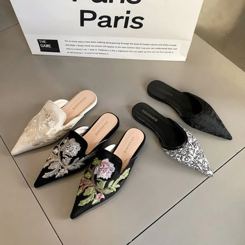 2025 Summer New Vintage Baotou Slippers Women's Outer Wear Flat Embroidered Pointed Toe 1 Slip-on Shoes Guofeng Women's Shoes Zpaxo