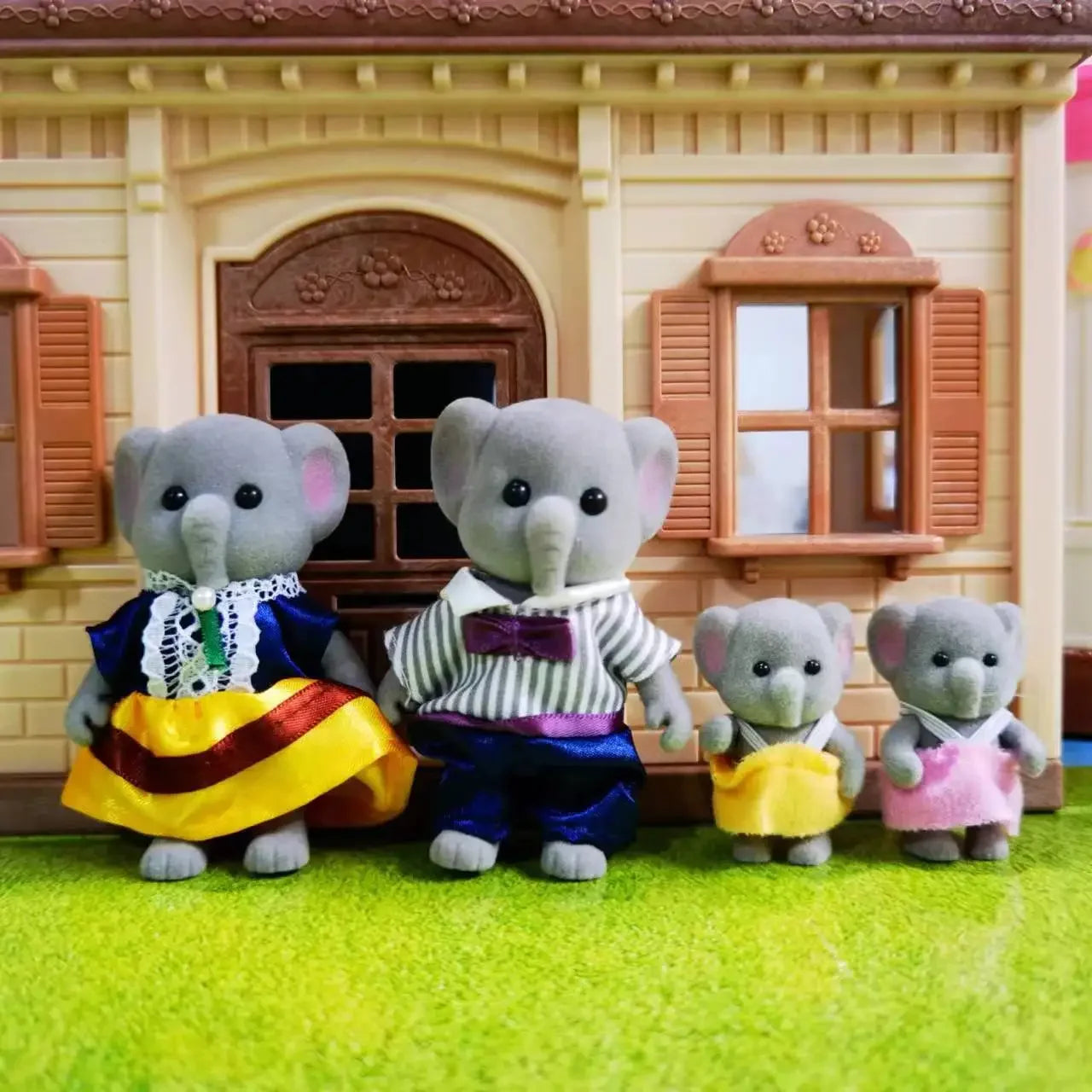 1 12 Simulation Dollhouse Anime Character Toy Cartoon Action Figure Zpaxo Elephant Family