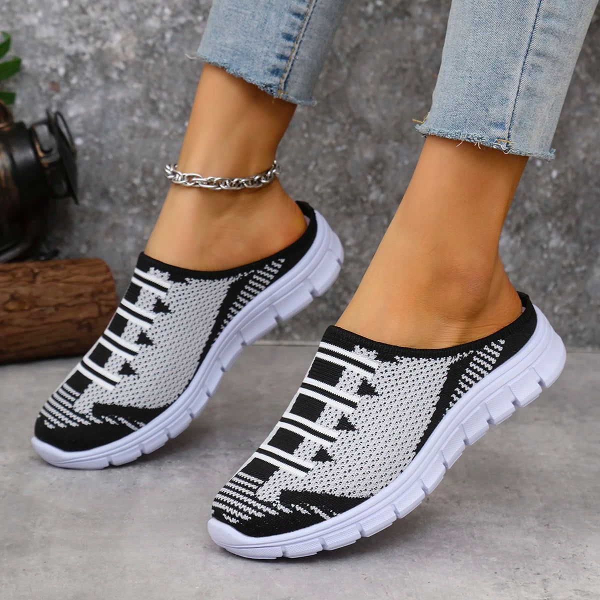 Slippers Female 2025 Lightweight Round Toe Women Mules Flats Soft Zpaxo black 38