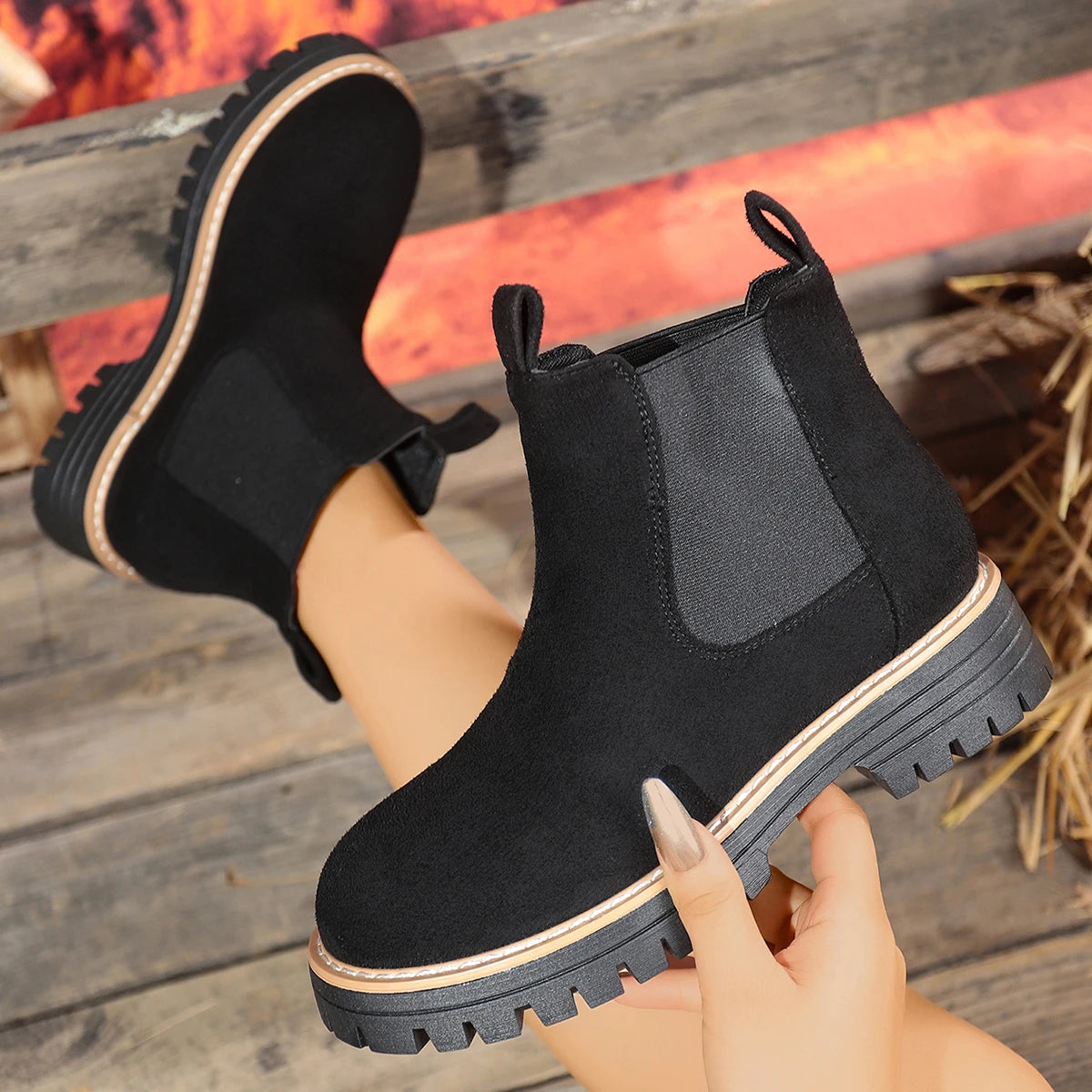 Woman Boots 2025 New Winter Chelsea Boots Woman Plus Size Slip on Shoes for Women Classic Platform Ankle Boots Zapatos De Mujer Zpaxo