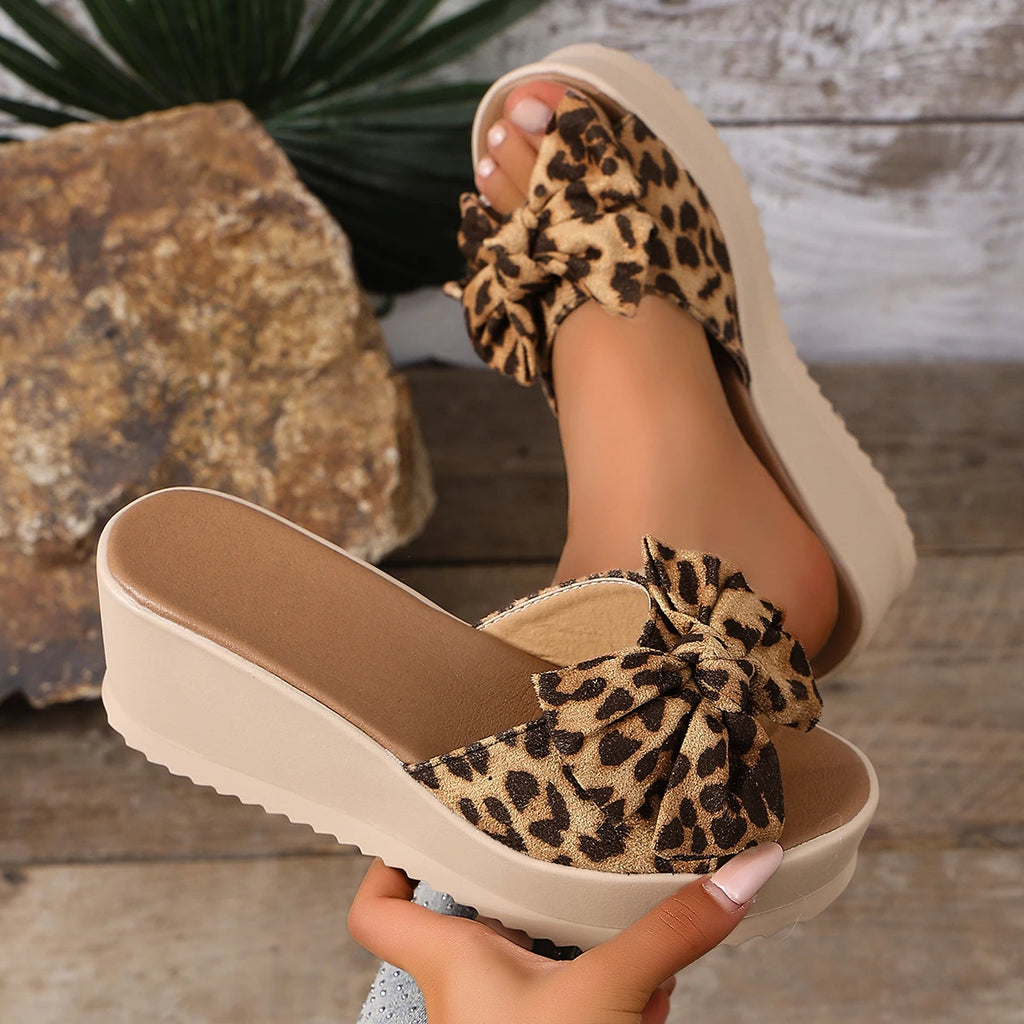 Women Sandals 2026 New Thick Bottom Flat Sandals Butterfly Knot Beach Shoes Rubber Sole Ultra-Leather Lined Slip-On Shoes Women Zpaxo