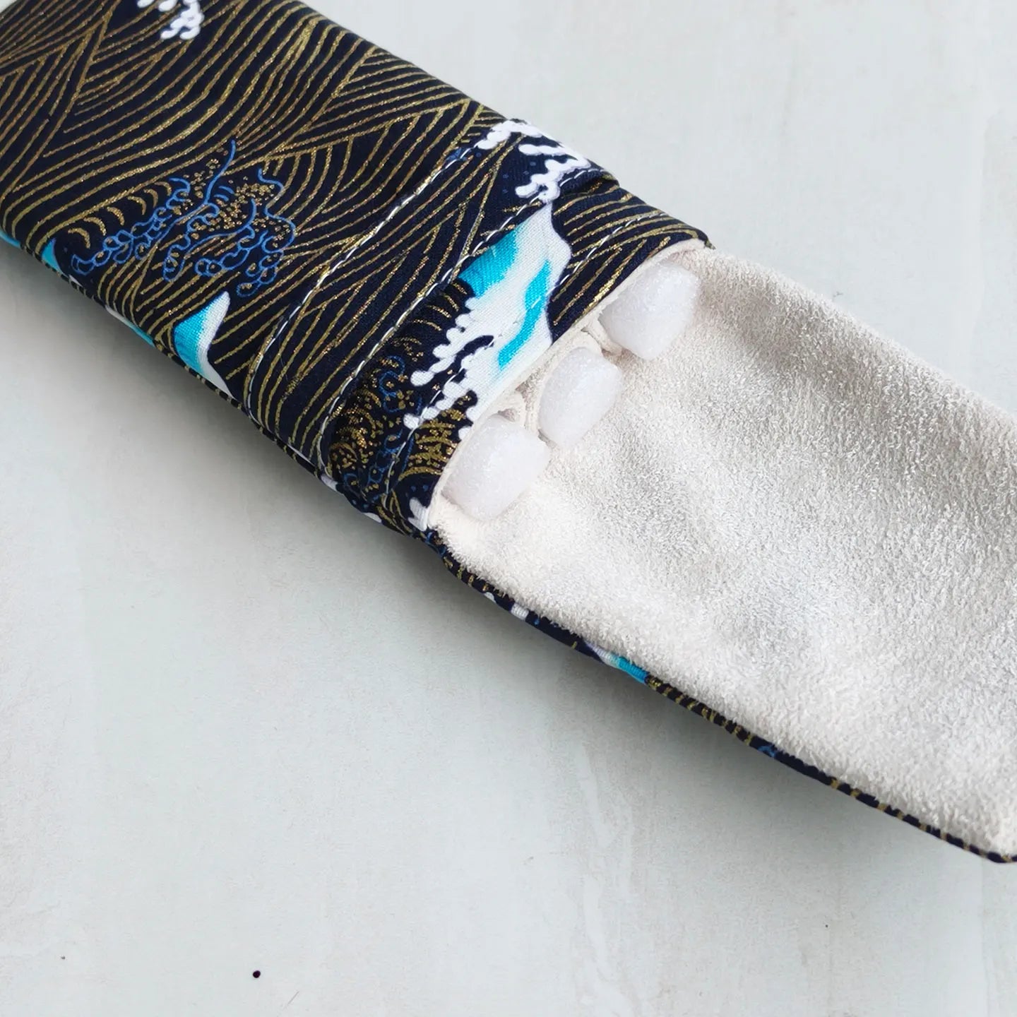 Cloth Art Pen Bag 3-Hole Pencil Bag, Pen Pouch, Pencil Case, Protective Cover, Portable Pencil Case, Velvet-Lined Zpaxo