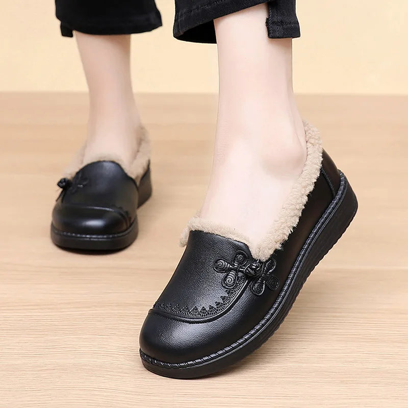 Black Leather Winter Loafers Women Plush Lining Chinese Knot Zpaxo