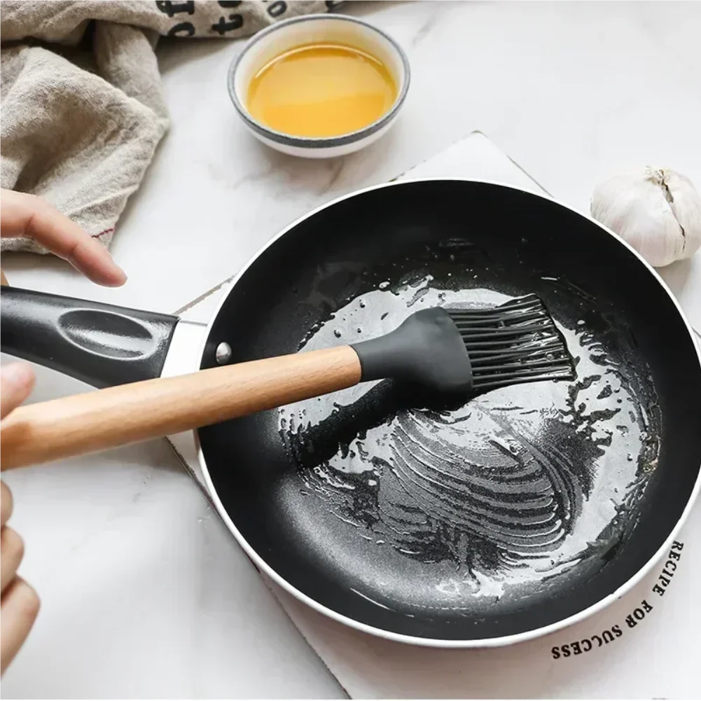 12PCS Silicone Kitchenware Non-Stick Cookware Kitchen Utensils Set Spatula Shovel Egg Beaters Wooden Handle Cooking Tool Set Zpaxo