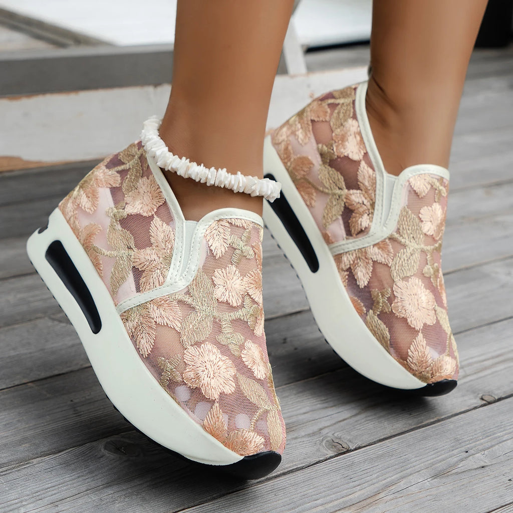 2025 Women Sneakers Slip-On Thick Bottom Casual Shoes Large Size Breathable Mesh Shoes Ladies Embroidered Floral Sneakers Women Zpaxo