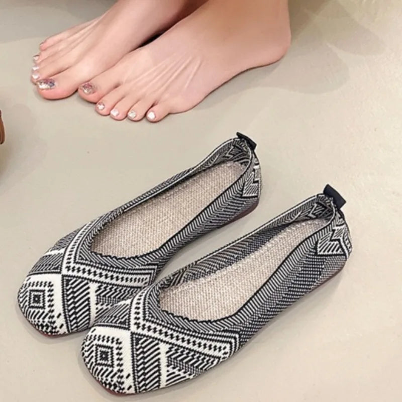 Women's Square Closed Toe Comfortable Lightweight Flat Single Shoes Zpaxo