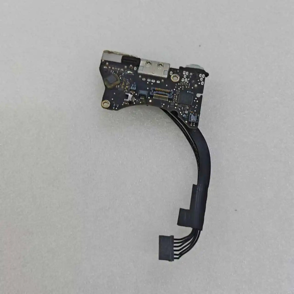 USB DC I O Jack Power Audio Board 820-3053-A Macbook Air 11 A1370