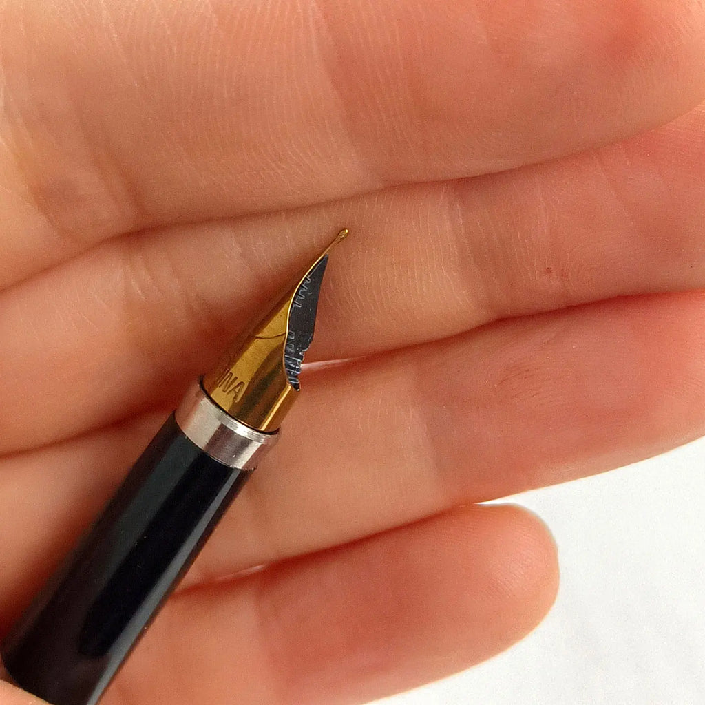 Rare 1990s Stock YongSheng 322 Fountain Pens Writing Office Collection Stationery Clearance For Sale. NIB F Zpaxo