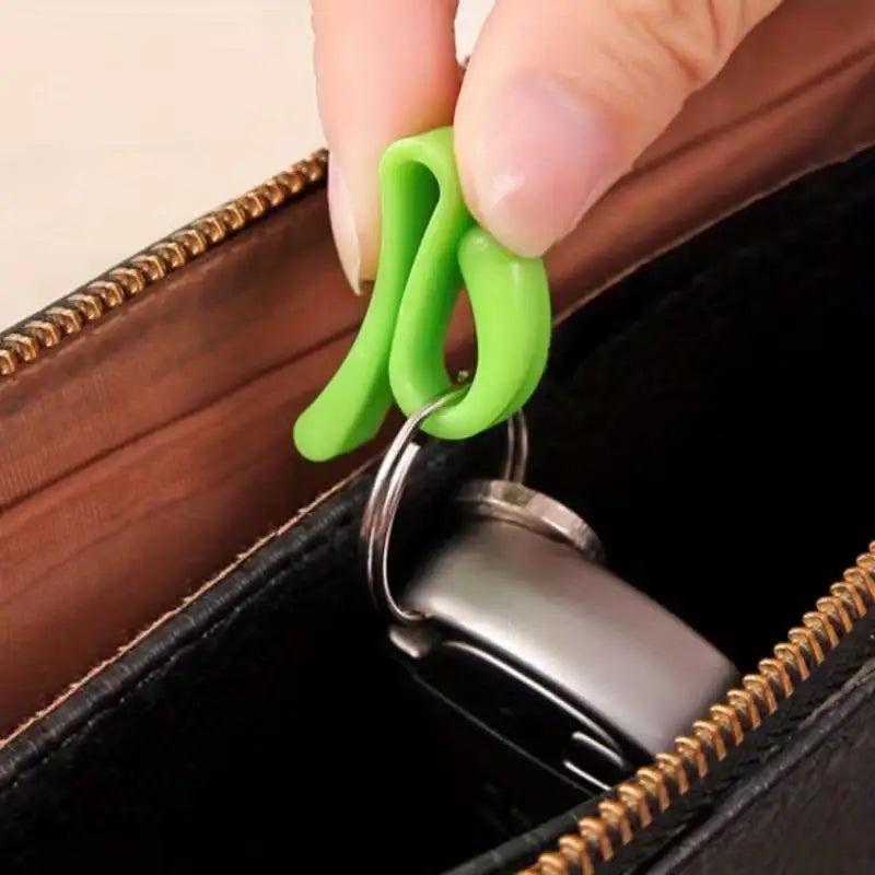 4-Pack Anti-Loss Key Hooks, Space-Saving Plastic Design for Quick Bag/Home/Car Organizing Zpaxo