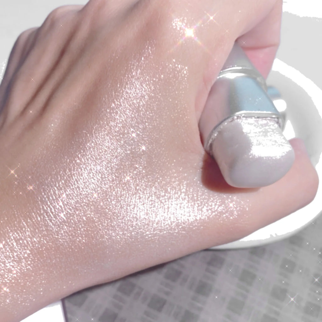 Fluorescent highlighter - Moist facial skin, natural contouring, brightening lighting effects and highlight effects Zpaxo 01