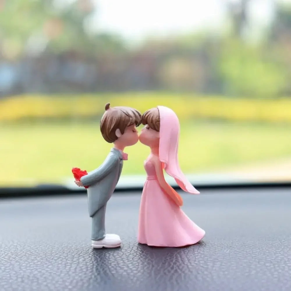 Get Married Car Ornaments Wedding Dress Resin Cartoon Couples Model Zpaxo style 2