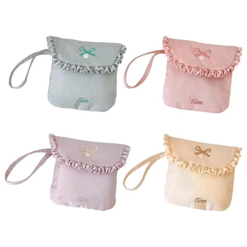 Fashionable Feminine Essential Holder Travel Friendly Sanitary Pad