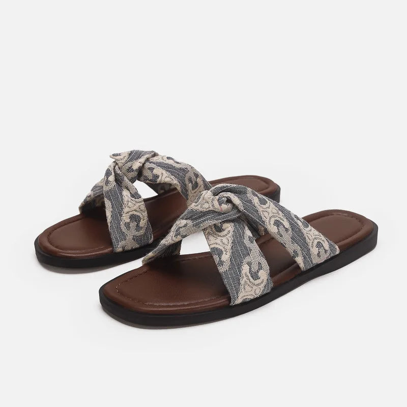 Slippers for Women Summer 2025 Low Heel Pleated Surface Beach Sandal Open Toed Flat Bottom Slippers Flats for Women Ladies Shoes Zpaxo Blue 36