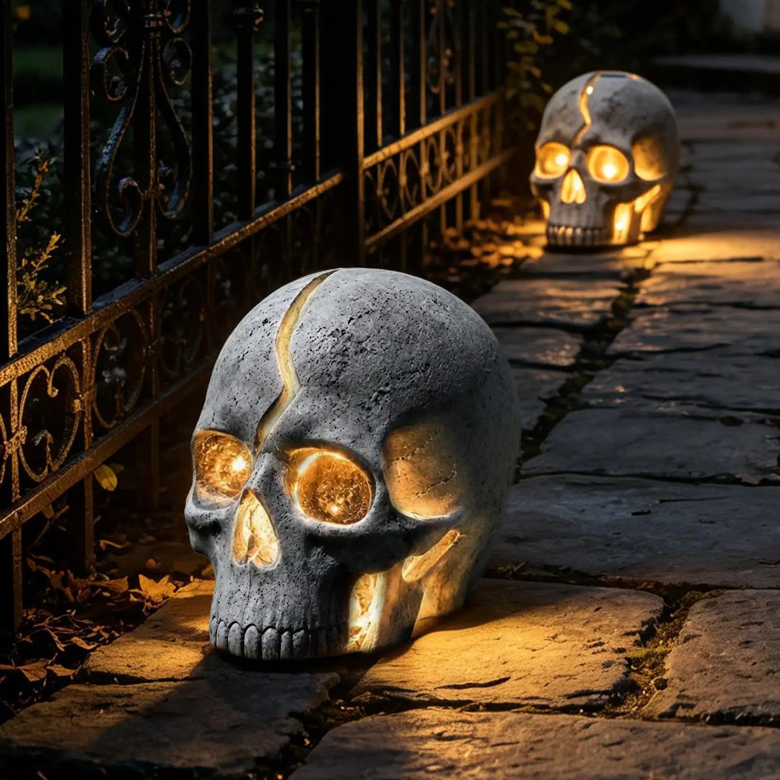 Halloween Outdoor Lighting Resin LED Solar Powered Spooky Gothic