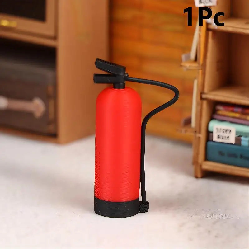 1/2/5Pcs Miniature Simulation Fire Extinguisher Ornament Dollhouse Miniature Scene Decor 1/12 Scale Dolls House Photography Prop Zpaxo 1Pcs