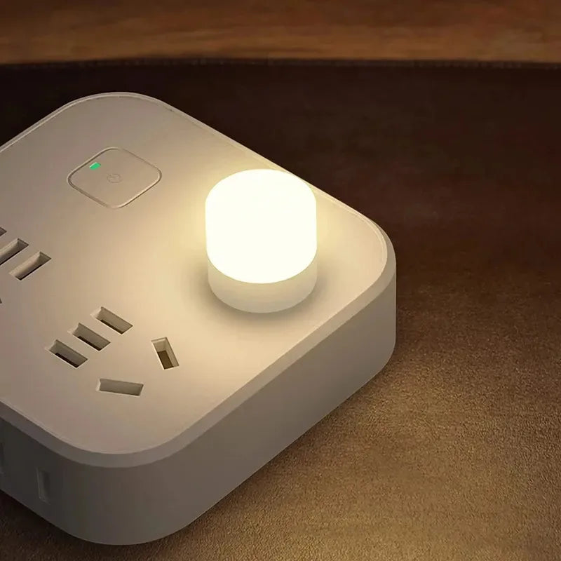 Mini USB LED Night Light – Plug-In Portable Reading Lamp