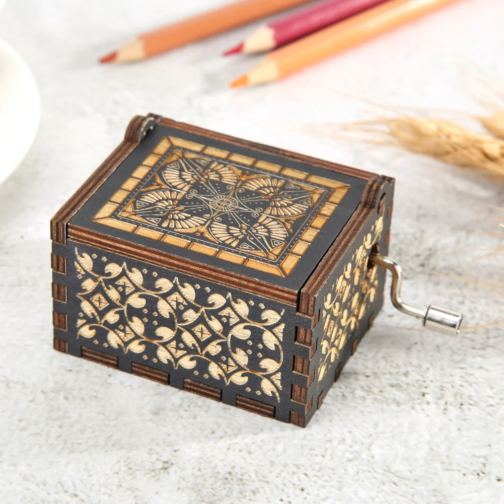 Wooden Carved Music Box Hand Cranked Music Box with Melody Christmas Birthday Gift Beautiful Carved Musical Gadget for Mum Dad Zpaxo