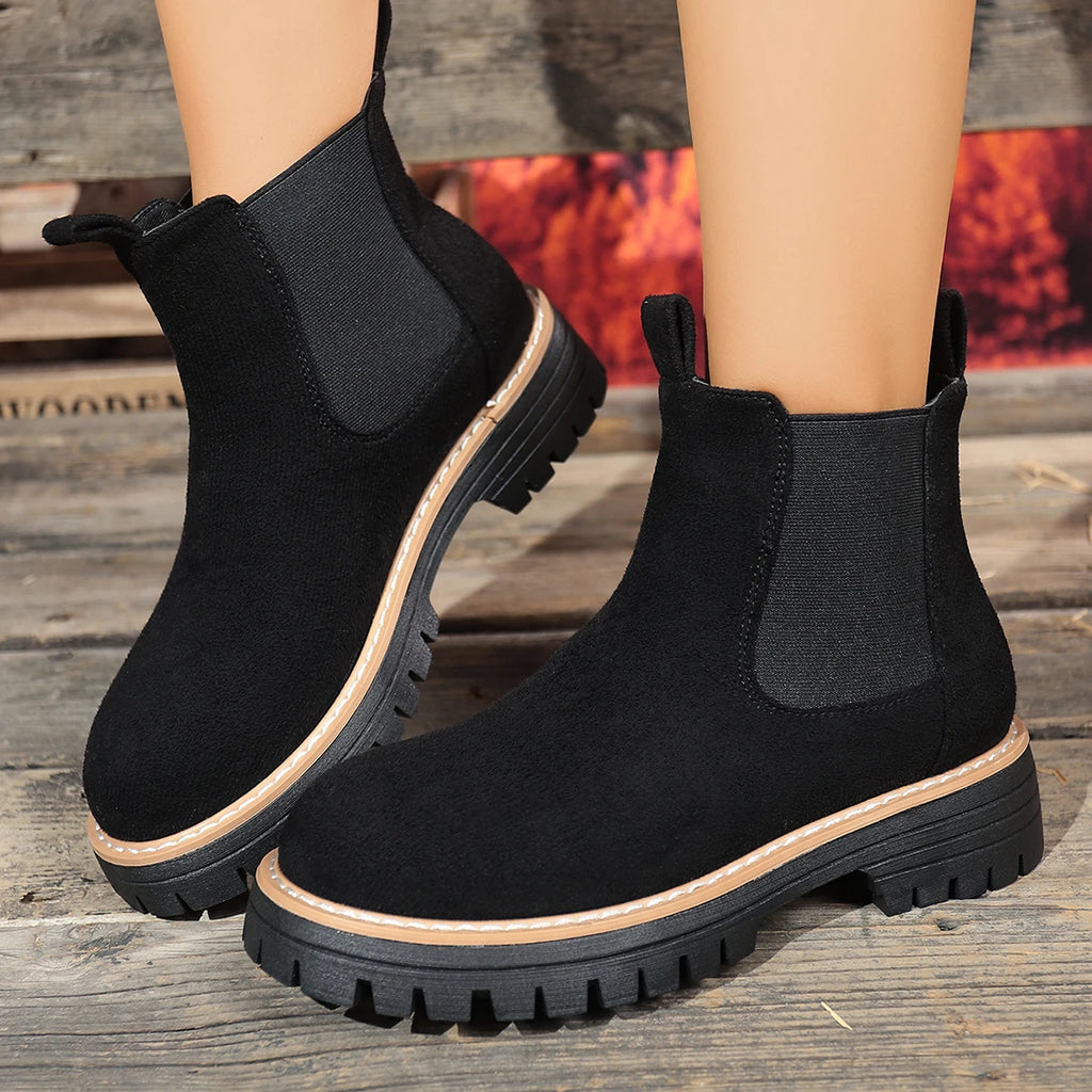 Woman Boots 2025 New Winter Chelsea Boots Woman Plus Size Slip on Shoes for Women Classic Platform Ankle Boots Zapatos De Mujer Zpaxo