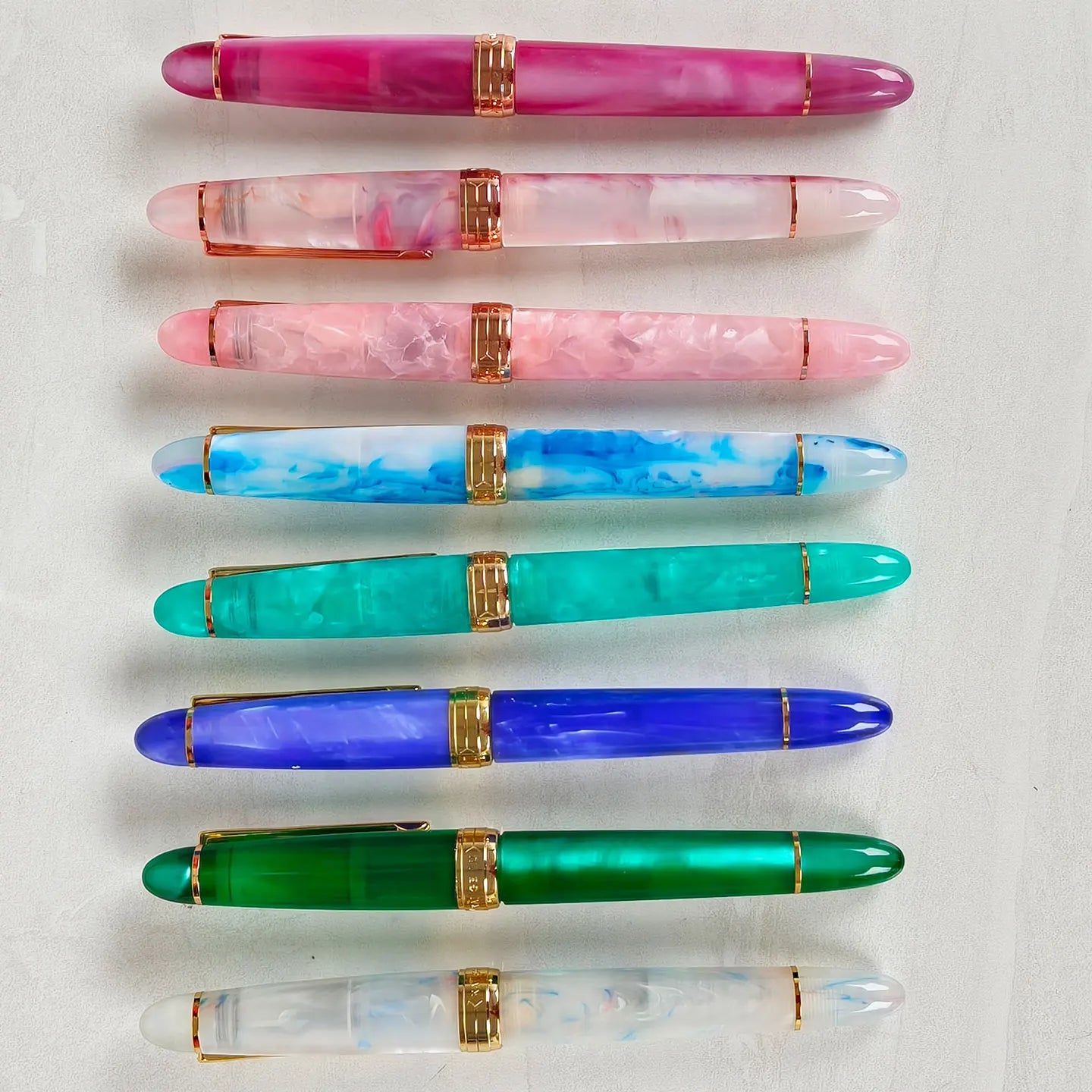 Kaigelu 356 Resin Fountain Pen with Gold Clip, EF/F/M Nibs, Beautiful Five-Color Writing Pen, Office Business Home Gift Ink Pen Zpaxo