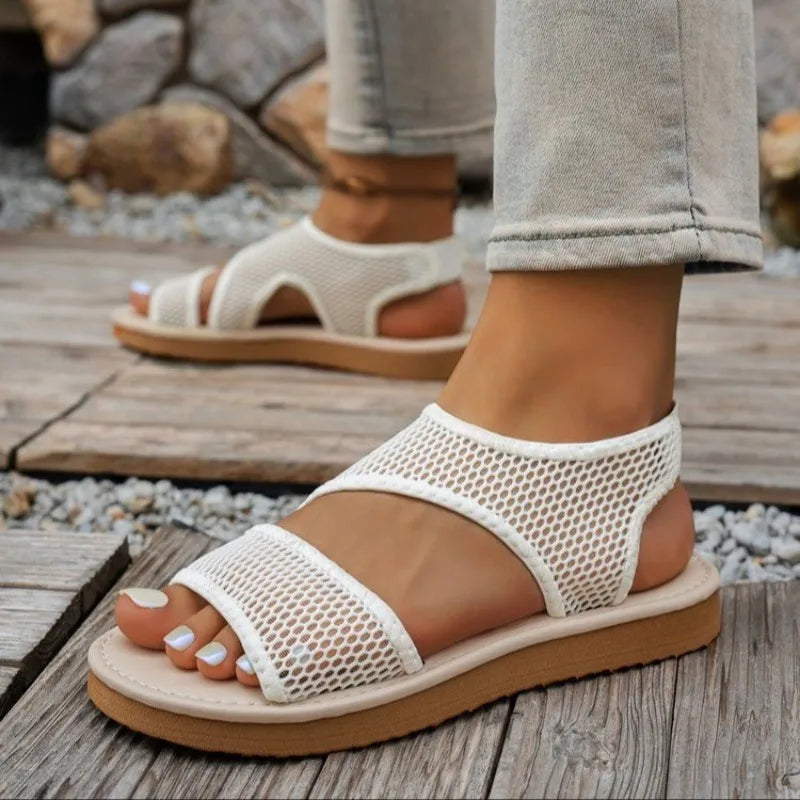 2025 Women Sandals Flat Buckle Strap Femme Beach Lightweight Shoes Zpaxo