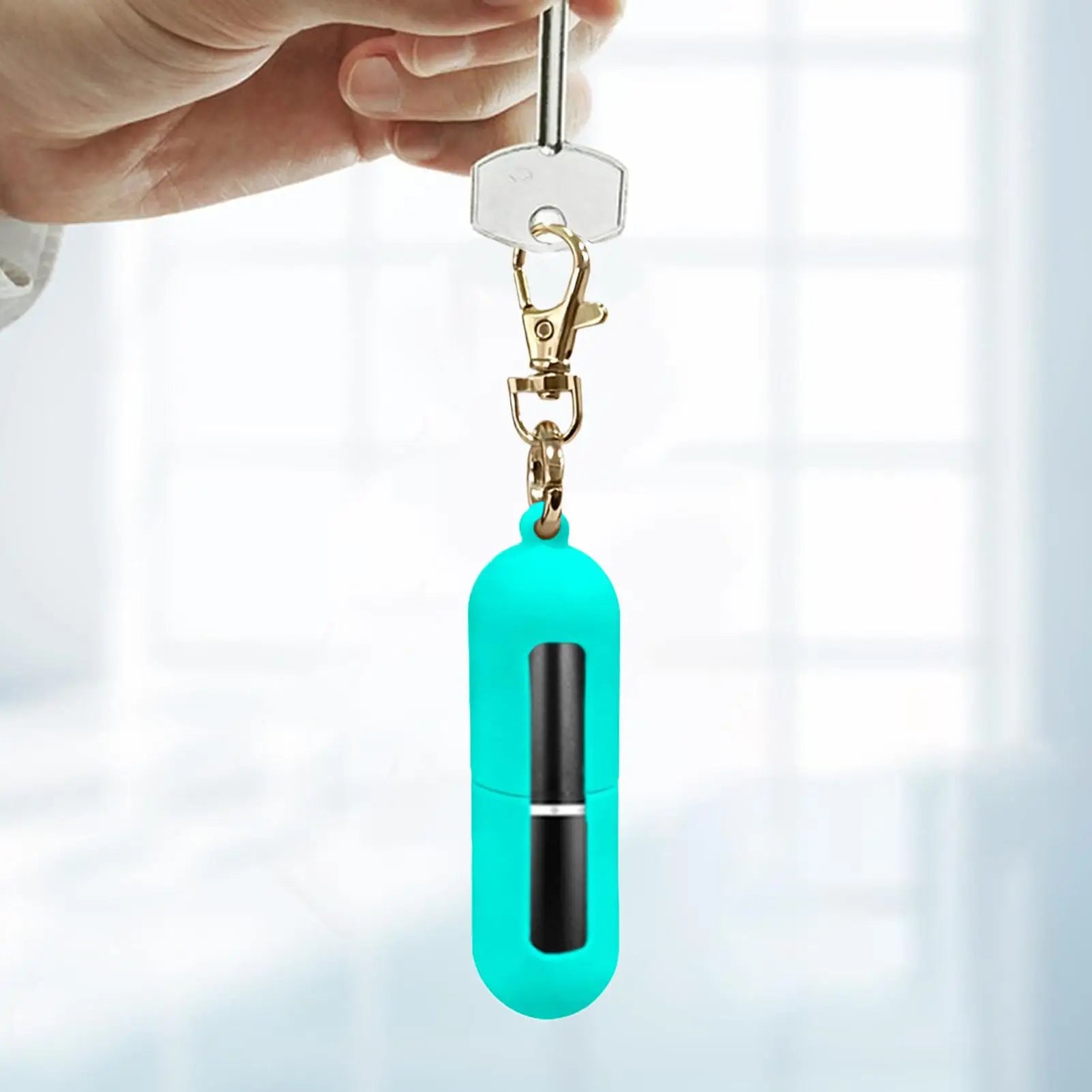 Lipstick Keychain Travel Silicone Sleeve Lip Balm Holder For Travel Purse Wallet Gym Workplace Outdoor Activities Daily Commute Zpaxo