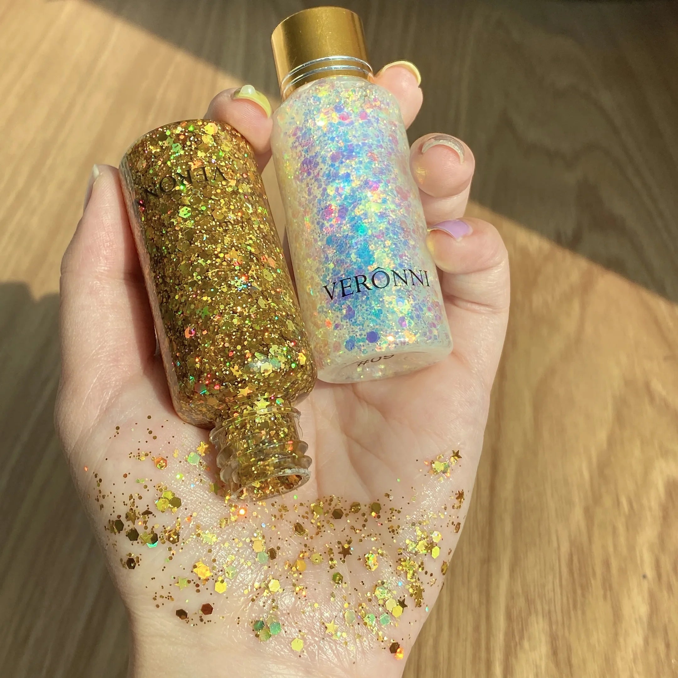 Body Sparkling Sequins Glitter Gel Eyeshadow,Stage Glitter Eyeshadow Highgloss Face Brighten Stage Makeup For Music festival Zpaxo