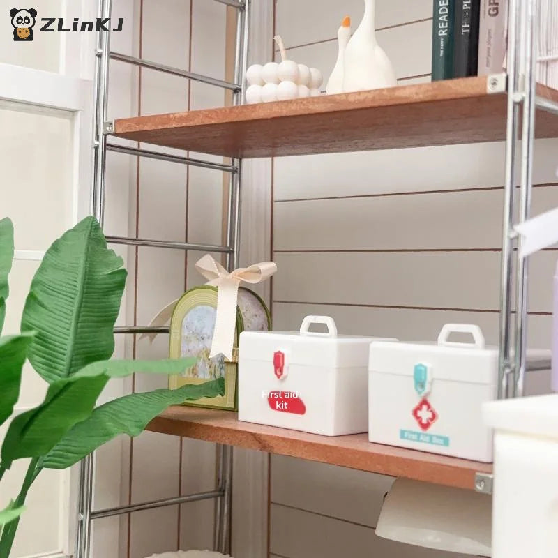 ▶1/12 Dollhouse Miniature Simulation Medicine Box Emergency Case Model Toy Dollhouse Living Room Decoration Micro Scene Ornament Zpaxo