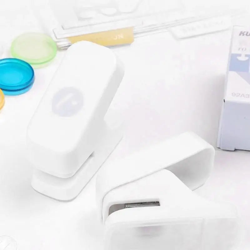 652F Mushroom Hole Single Puncher Labor Saving Mini Portable Paper Zpaxo
