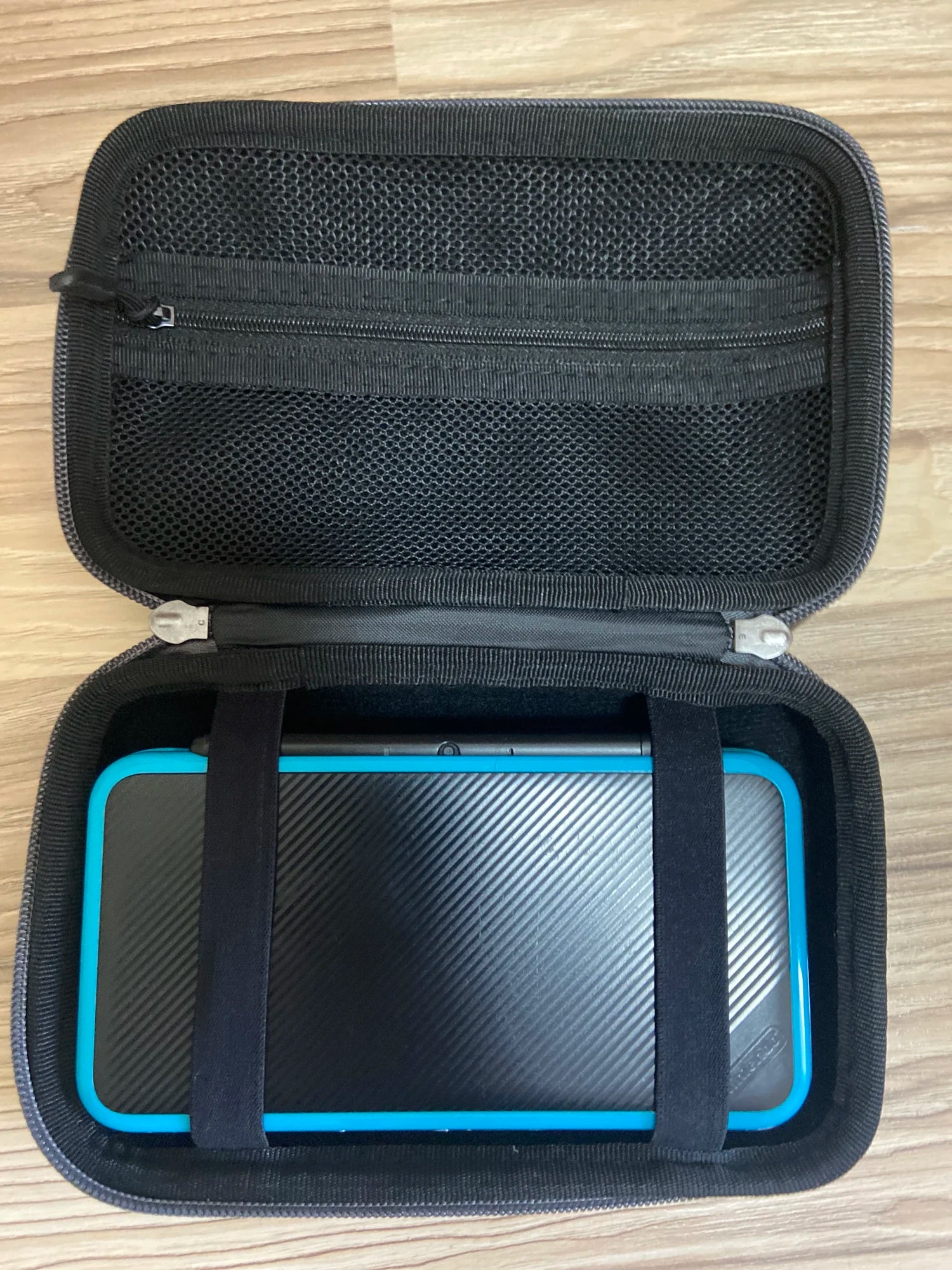 Carry Case Protective Hard Shell Portable Travel Bag Pouch Nintendo Zpaxo