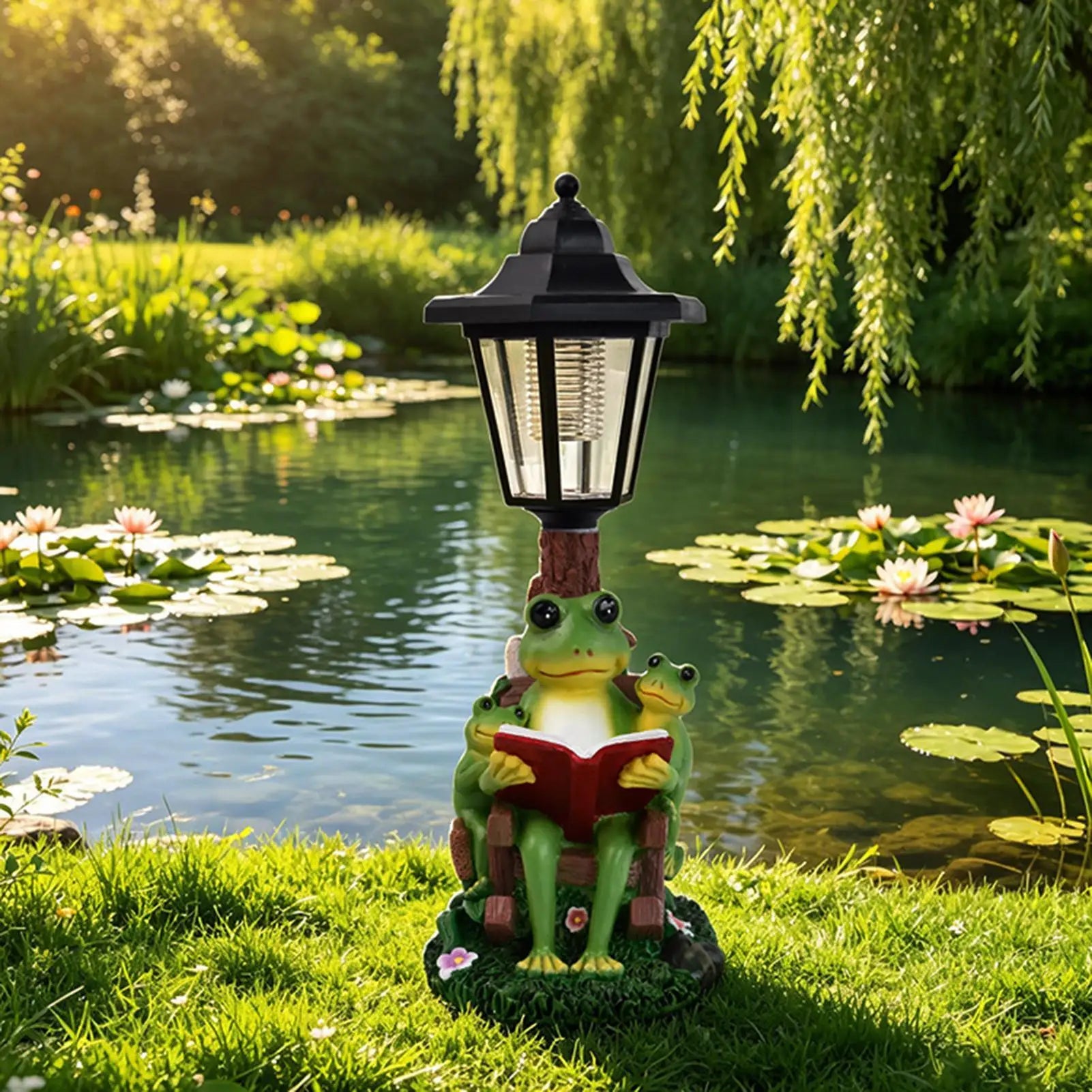 Solar Frogs Outdoors LED Resin Statue Lamp Frog Outdoor Decor Pathway