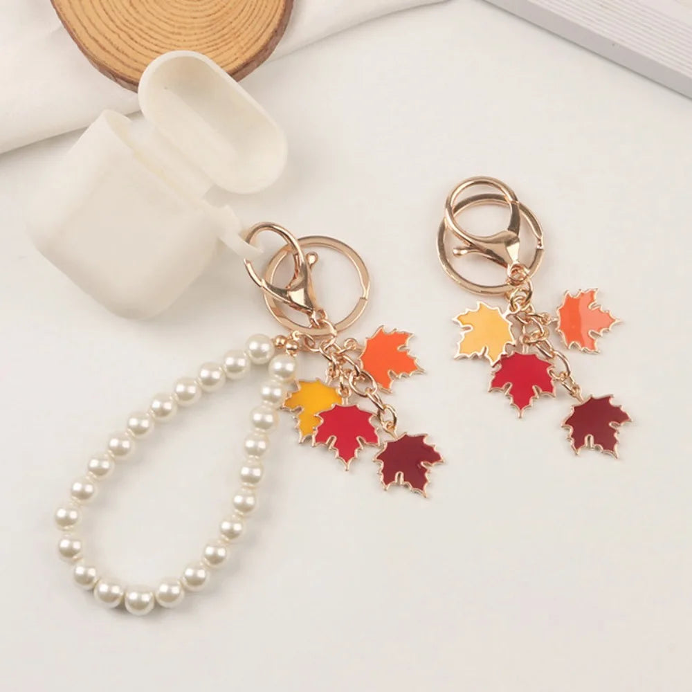 Maple Leaf Maple Leaf Keychain Creative Charms Enamel Plant Key Rings with Pearl Lanyard Pendants Leaf Metal Keyring Handbag Zpaxo