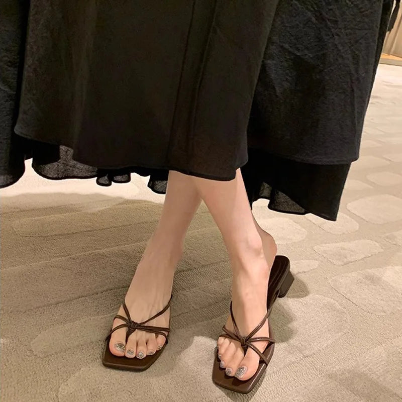 Slippers for Women's Summer New French Square Toe Slim Fit Lace Up Hollowed Out Clip on Thick Heel Outdoor Flat Sandals Women's Zpaxo