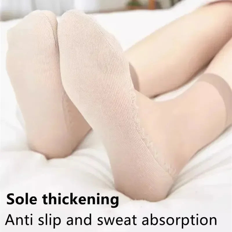 Women's Anti-Slip Stretch Socks | 10/20 Pairs, Moisture-Wicking
