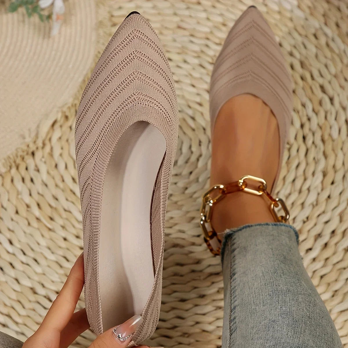 Women's Pointed Toe Flat Shoes Solid Knitted Slip Casual Breathable