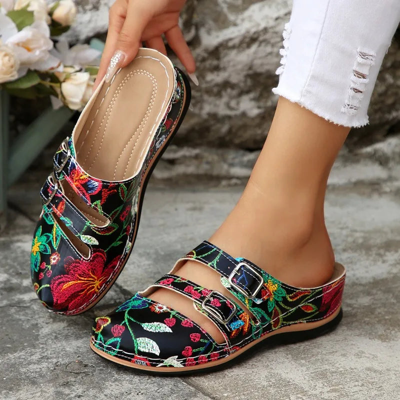 Women Slippers 2026 New Mixed Colors Outdoor Shoes for Women Casual Beach Large Size Wedge Sandals Fashion Slippers Slides Women Zpaxo black flower 40