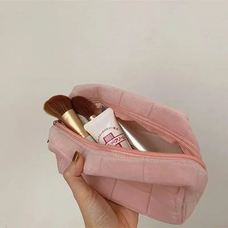 Large Fur Cosmetic Bag – Travel Makeup & Toiletry Organizer Cosmetic Organizer Bag Zpaxo