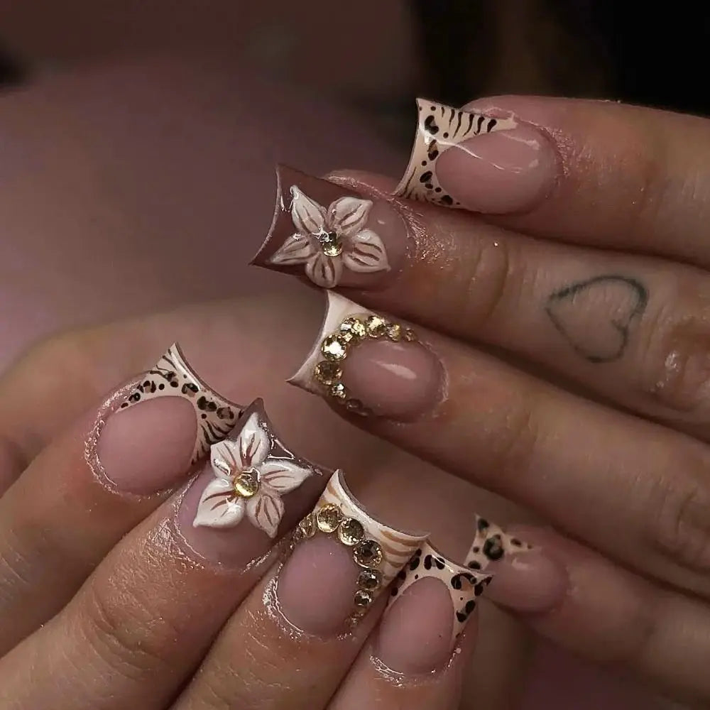 Rhinestone Design Short Fake Nails Bow Design French White Square Fake Nails Leopard Edge Square Shape Press On Nails For Women Zpaxo