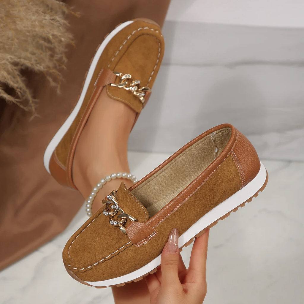 2025 New Women Loafers Large Size Thick Bottom Shoes Round Toe Rubber Outsole Sneakers Casual Metal Chain Sport Shoes for Women Zpaxo