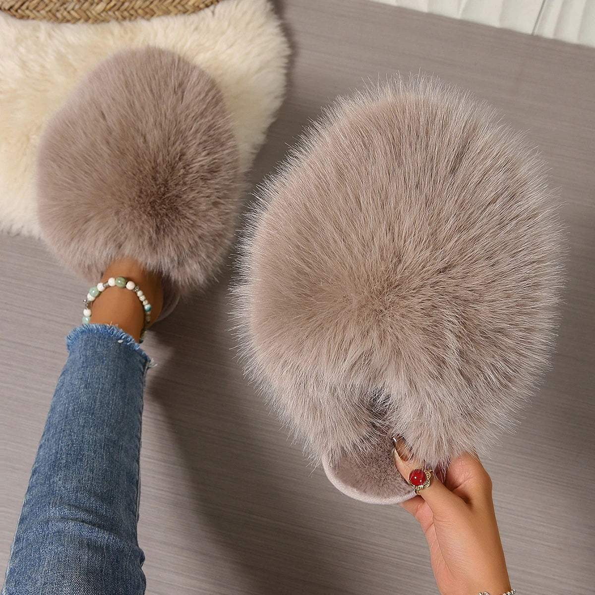 Winter Women Indoor Slippers Fashion Faux Fur Home Shoes Women Trend Soft Sole Warm Fluffy Slippers Solid Baotou Slides Women Zpaxo Khaki 38-39