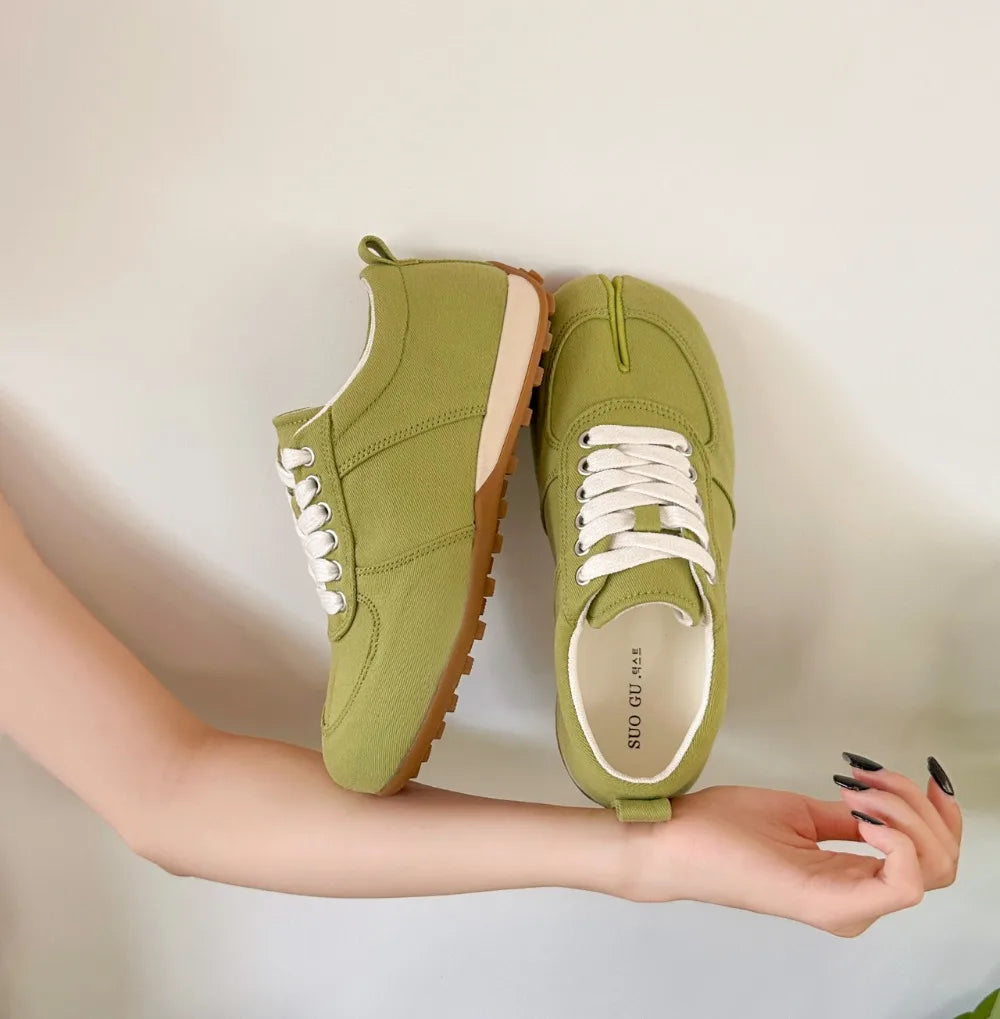 German Training Shoes Women's 2026 Summer Lace Up Forrest Gump Shoes Women's Split Toe Breathable Sports Shoes Zpaxo