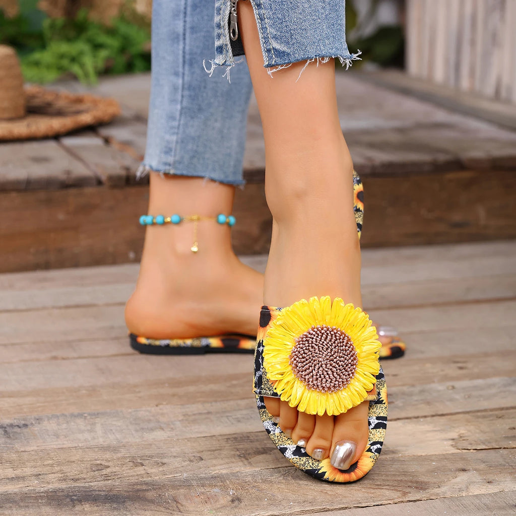 2025 New Women Slippers Casual Bohemian Flat Sandals Sunflower Print Beach Slippers Vacation Shoes Women Trend Slides Women Zpaxo