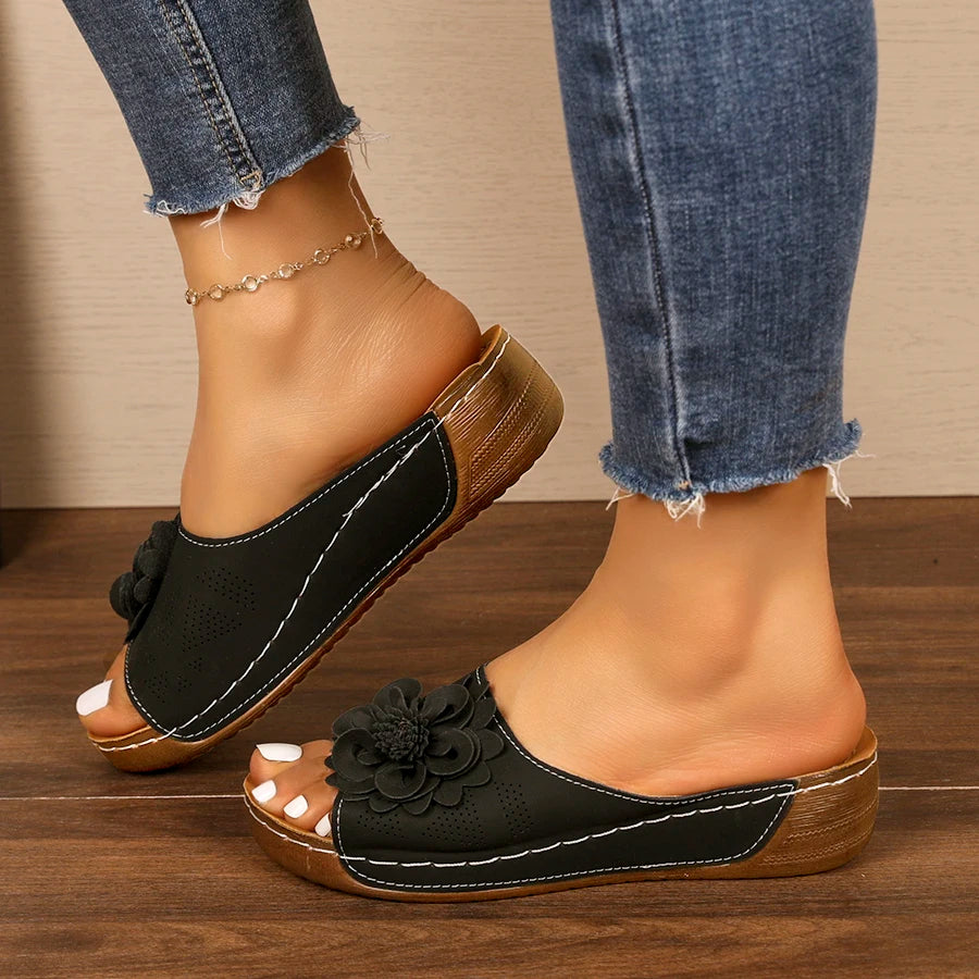 Women Sandals Summer Round Toe Thick Sole Slippers Comfortable Open-toe Shoes Women Fashionable Large-size Wedge Slides Women Zpaxo black 36