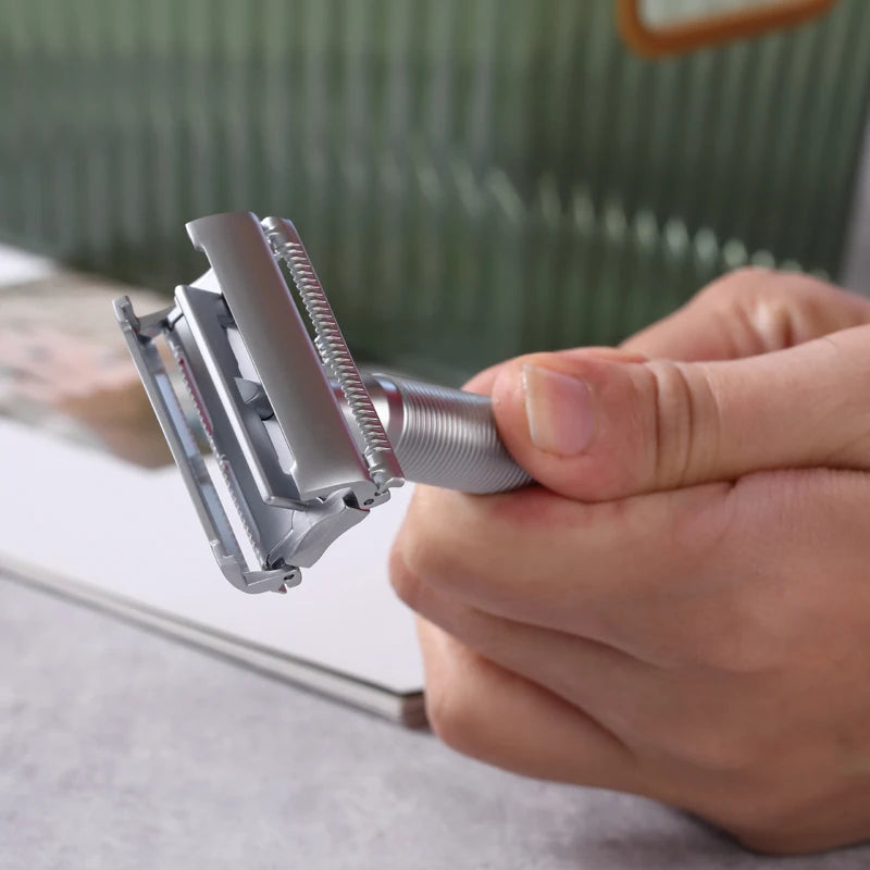 Yaqi Monarch Safety Razor Matte Chrome Color 0.90mm Blade Gap Classic Double Edge Shaving Razor for Smooth Experience Zpaxo