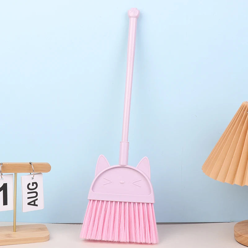 Cartoon-Style Toddler Broom Dustpan, Flexible Bristles Kids Playset, Pretend Play Indoor Outdoor Sweeping Kit Zpaxo Broom Purple