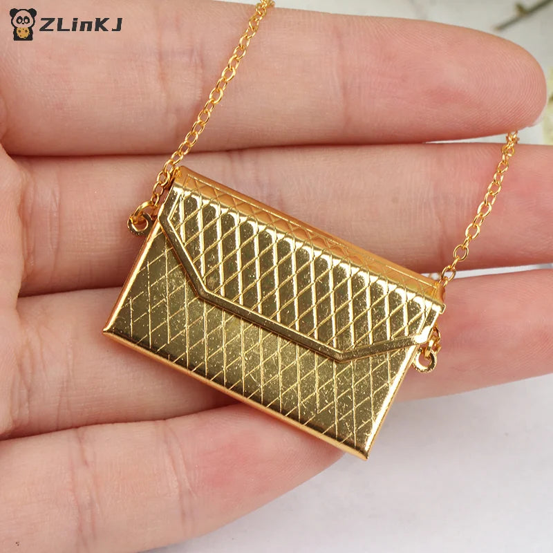 ▶1Pc Metal chain pack Doll Bag Miniature Shopping Handbag for Clothes Accessories Zpaxo