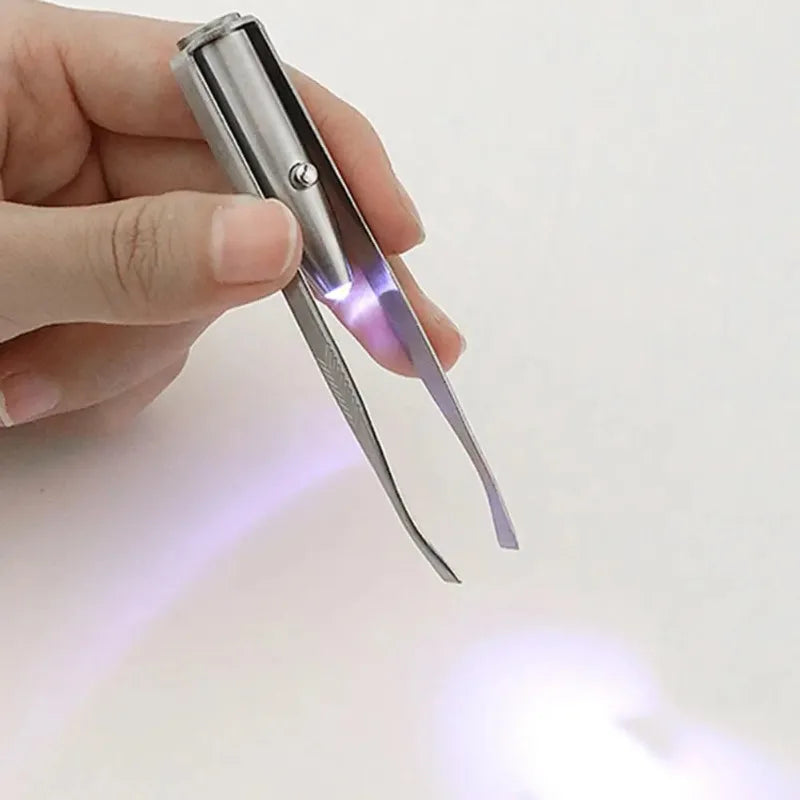 LED Lighted Eyebrow Tweezers – Stainless Steel Hair Removal Tool LED Eyebrow Tweezers Zpaxo