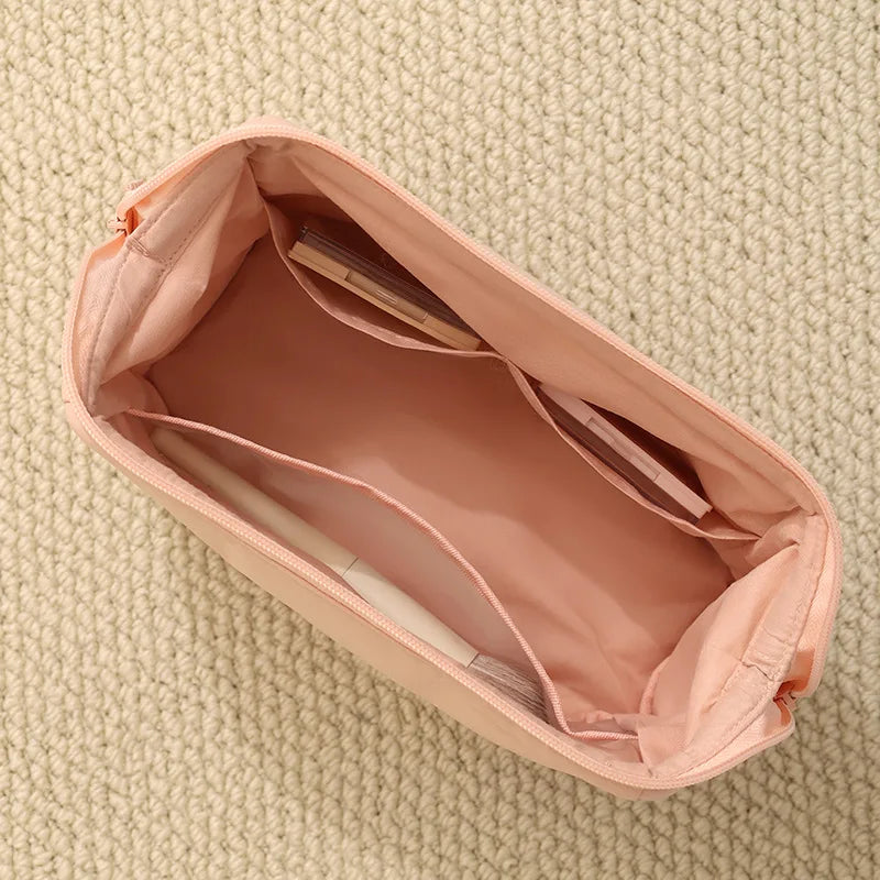 New Simple and Fashionable Makeup Storage Bag, Travel Lipstick and Skincare Products, Large-capacity Wash and Carry Bag Zpaxo