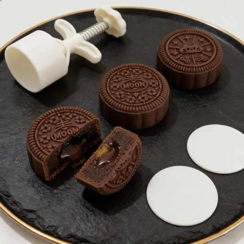 Plastic Cat Mooncake Mold Cookie Plumbers Pastry Press Family Holiday Zpaxo