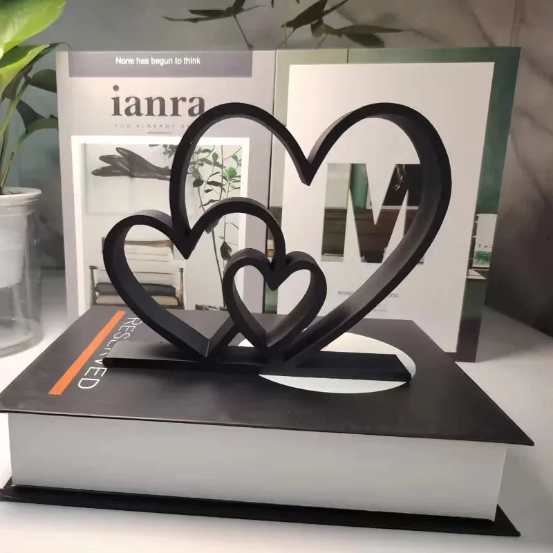 Nordic-Style 3D Heart Ornament, Statue, Minimalist Geometric Desk Decoration, Valentine's Day Gift, Home Decor